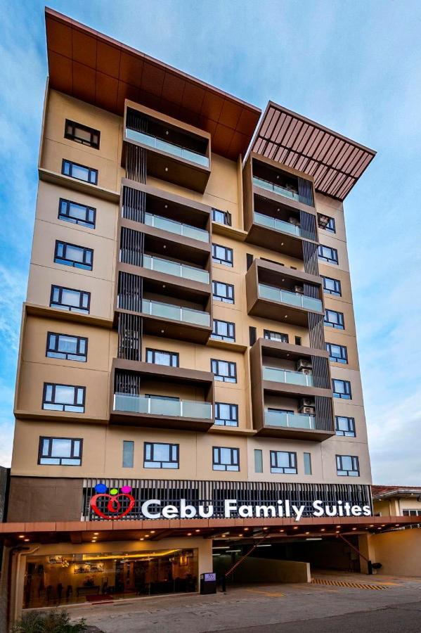 Cebu Family Suites Powered By Cocotel Dış mekan fotoğraf